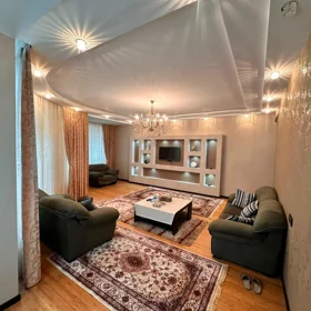In Baku 160.0 m² apartment is for sale - Image 7