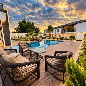 In Xəzər rayonu 400.0 m² house with 10.0 rooms is for sale - Image 3