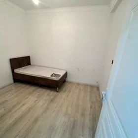 In Khirdalan 98.0 m² apartment is for rent - Image 5