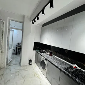 In Khirdalan 98.0 m² apartment is for rent - Image 7