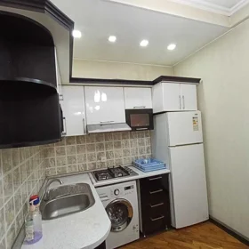 In Baku 65.0 m² apartment is for rent - Image 5