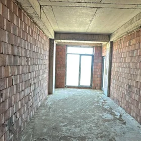 In Baku 114.0 m² apartment is for sale - Image 2