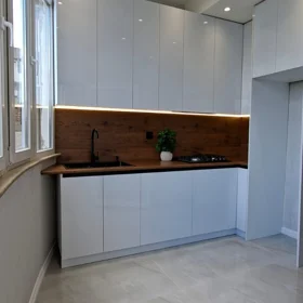 In Baku 114.0 m² apartment is for sale - Image 10