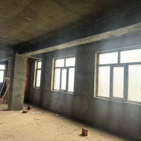 In Baku 125.0 m² apartment is for sale - Image 10