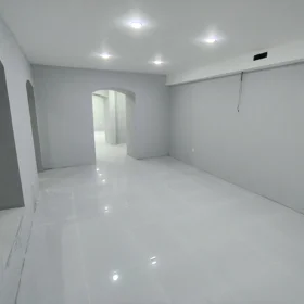 In Baku 122.0 m² commercial is for rent - Image 4