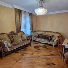 In Baku 70.0 m² apartment is for sale - Image 5