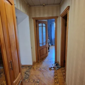 In Baku 70.0 m² apartment is for sale - Image 9