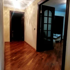 In Baku 90.0 m² apartment is for sale - Image 3