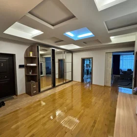 In Baku 140.0 m² apartment is for sale - Image 7