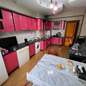 In Baku 185.0 m² apartment is for rent - Image 10