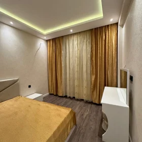 In Baku 151.0 m² apartment is for rent - Image 10