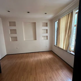 In Baku 72.0 m² apartment is for sale - Image 4