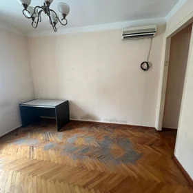 In Baku 72.0 m² apartment is for sale - Image 9