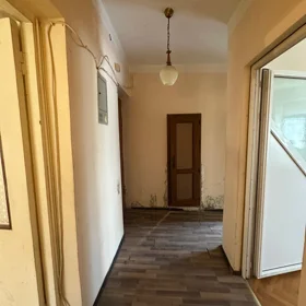 In Baku 72.0 m² apartment is for sale - Image 10