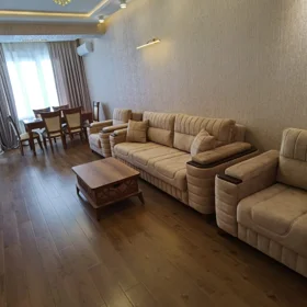 In Baku 74.0 m² apartment is for sale - Image 4
