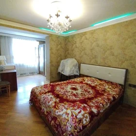 In Baku 70.0 m² apartment is for sale - Image 9