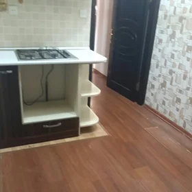 In Baku 65.0 m² apartment is for rent - Image 3