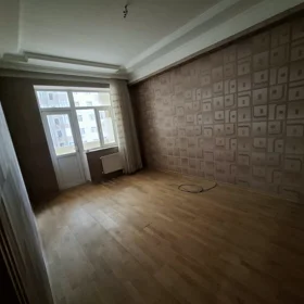 In Baku 89.0 m² apartment is for sale - Image 8