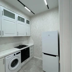 In Baku 75.0 m² apartment is for rent - Image 9