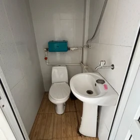 In Khirdalan 30.0 m² commercial is for rent - Image 4