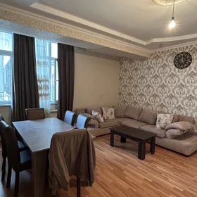 In Baku 70.0 m² apartment is for rent - Image 2