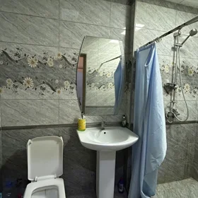 In Baku 70.0 m² apartment is for rent - Image 9