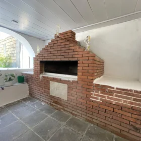 In nan 200.0 m² house with 7.0 rooms is for sale - Image 2