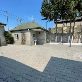 In nan 200.0 m² house with 7.0 rooms is for sale - Image 9