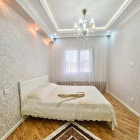 In Baku 70.0 m² apartment is for rent - Image 3