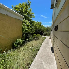 In nan 185.0 m² house with 4.0 rooms is for sale - Image 3