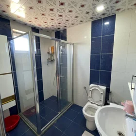 In nan 185.0 m² house with 4.0 rooms is for sale - Image 5
