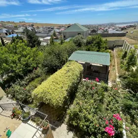 In nan 185.0 m² house with 4.0 rooms is for sale - Image 10