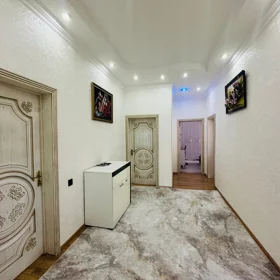 In nan 180.0 m² house with 4.0 rooms is for sale - Image 3