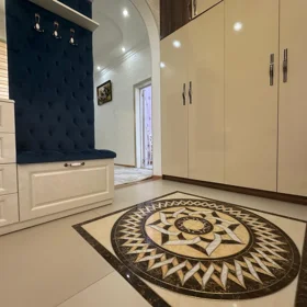 In nan 180.0 m² house with 4.0 rooms is for sale - Image 7