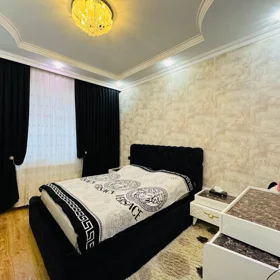 In nan 180.0 m² house with 4.0 rooms is for sale - Image 10