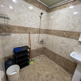 In Baku 65.0 m² apartment is for rent - Image 8