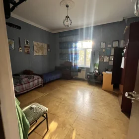 In Binəqədi rayonu 155.0 m² house with 4.0 rooms is for sale - Image 7
