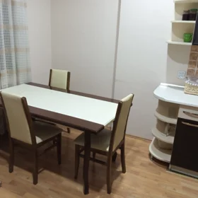 In Baku 75.0 m² apartment is for sale - Image 4