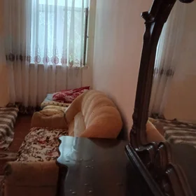 In Baku 40.0 m² apartment is for rent - Image 2