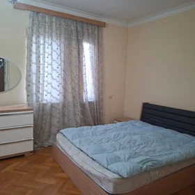 In Baku 80.0 m² apartment is for sale - Image 2