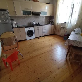 In Səbail rayonu 100.0 m² house with 3.0 rooms is for sale - Image 3