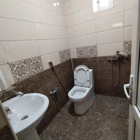 In Səbail rayonu 100.0 m² house with 3.0 rooms is for sale - Image 6