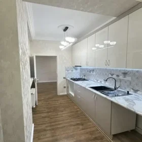 In Baku 100.0 m² apartment is for sale - Image 2