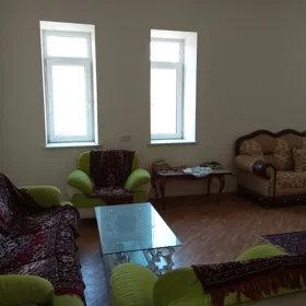 In Baku 45.0 m² apartment is for rent - Image 2