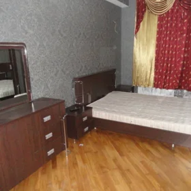 In Baku 75.0 m² apartment is for rent - Image 3