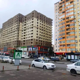In Baku 160.0 m² apartment is for sale - Image 3