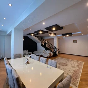 In Baku 160.0 m² apartment is for sale - Image 9