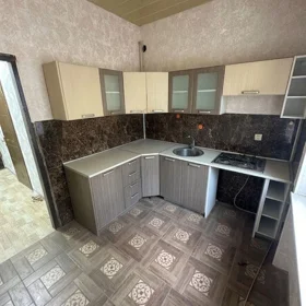 In Baku 65.0 m² apartment is for rent - Image 2