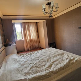 In Baku 110.0 m² apartment is for sale - Image 8