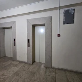 In Baku 174.0 m² apartment is for sale - Image 10